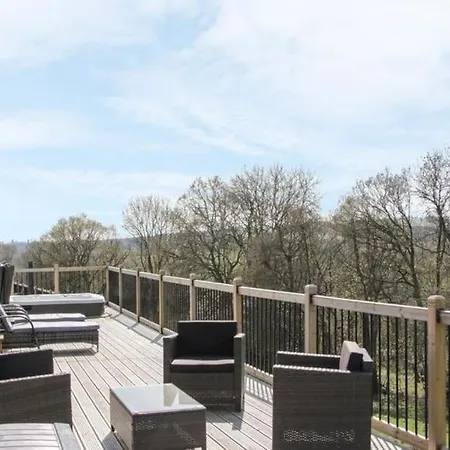 Fabulous Detached Lodge With Hot Tub Two Nights Minimum Stay Bridgnorth Exterior photo